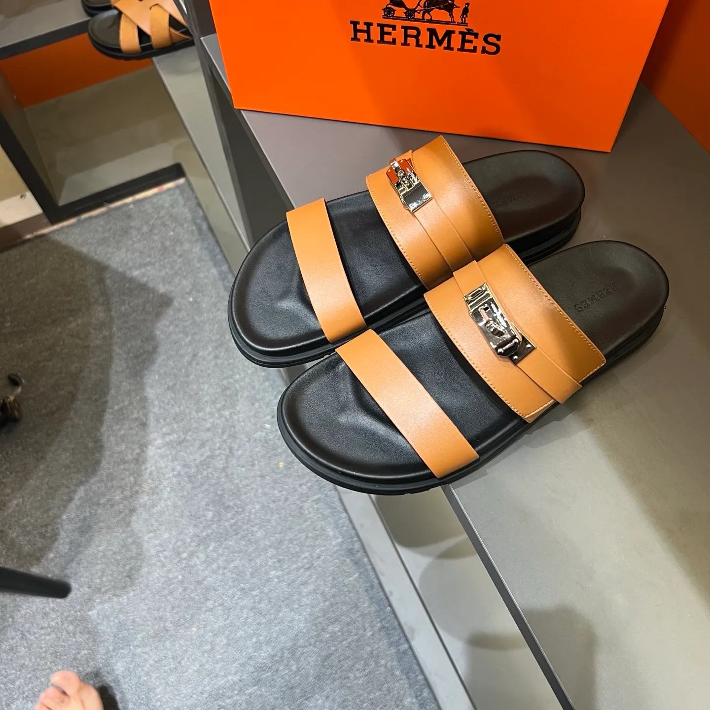 Men's shoes 💰300, size 38-45, the new 2014 summer Hermes shoes are the same as the original ones, handmade by masters! ❥High-end customization, exclusive products, the highest version in the industry⚠❥Using: Hermers upper: (pursuing top walking comfort) ✨Top quality on sale━━━━Hermes━━━━━